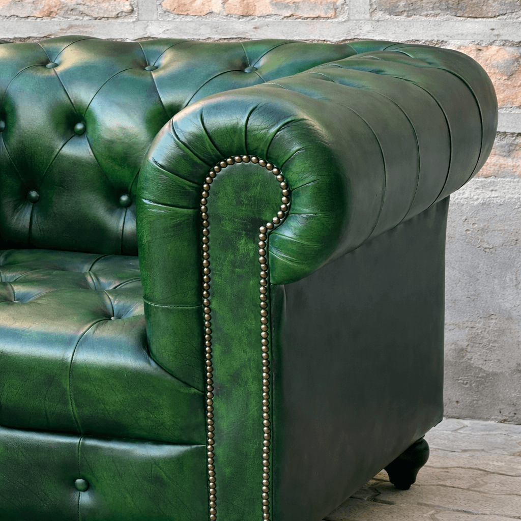 Kingsford Collection - Emerald Green Top Grain Buffalo Leather Chesterfield sofa - Kukuu Sofa