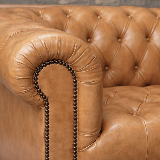 Kingsford - Natural Tan Top Grain Buffalo Leather Chesterfield sofa - Kukuu Sofa